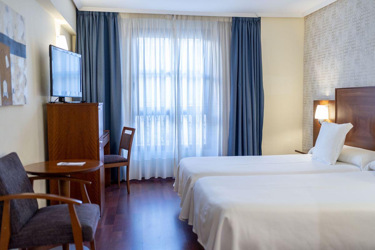 Nuevo Torreluz Hotel Almería Exterior foto